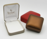 Metallic Bronze, Hollyberry and Copper Vienna Leather Boxes